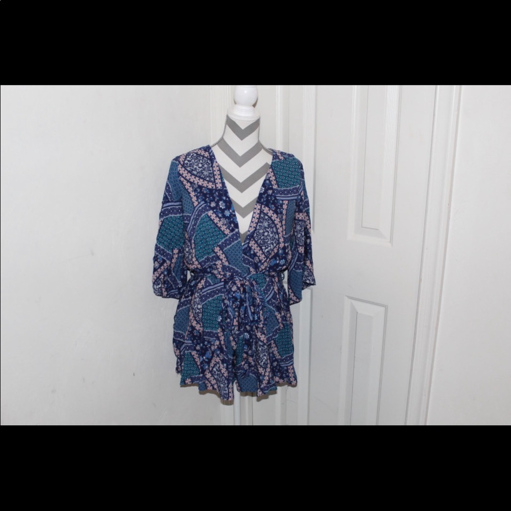 Romper - Picture 2 of 3